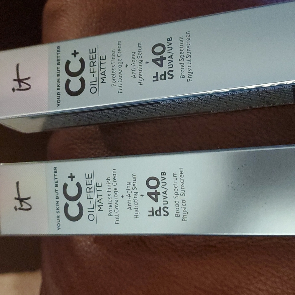 Oil free matte powerless finish full coverage cream